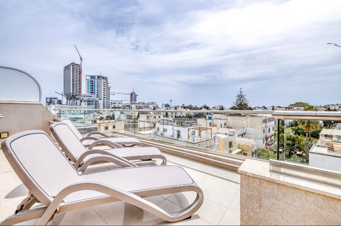Недвижимость в Swieqi